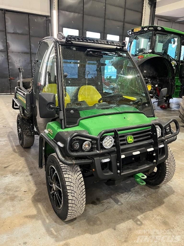 John Deere 855 D UTV-ji