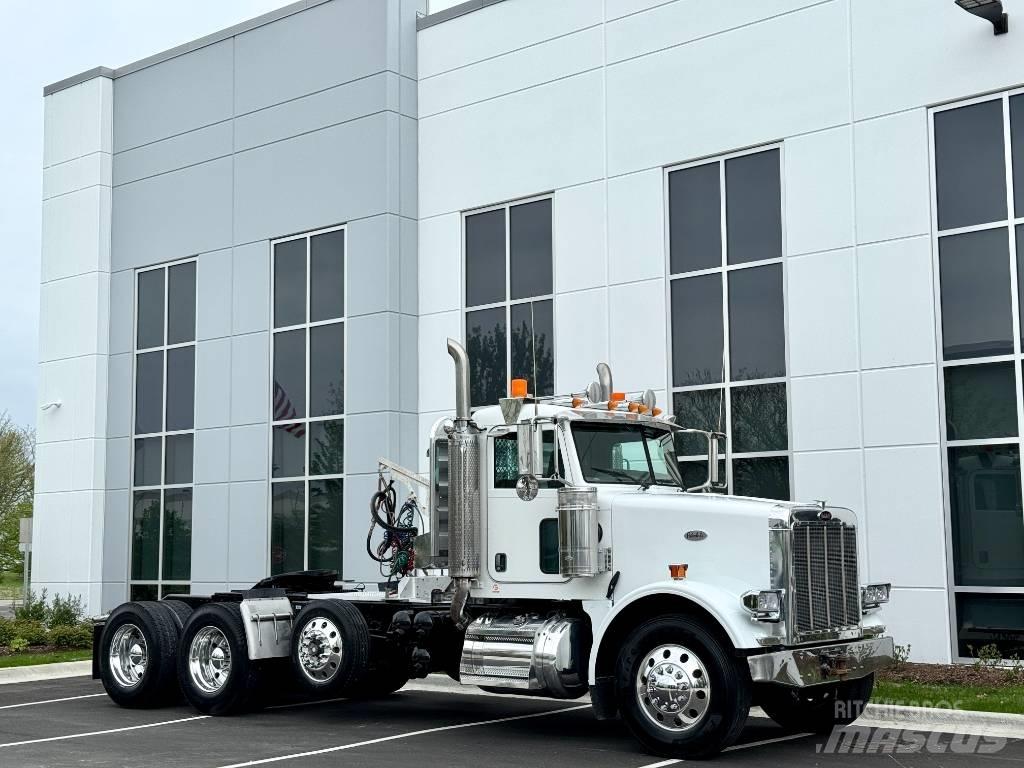 Peterbilt 357 Vlačilci