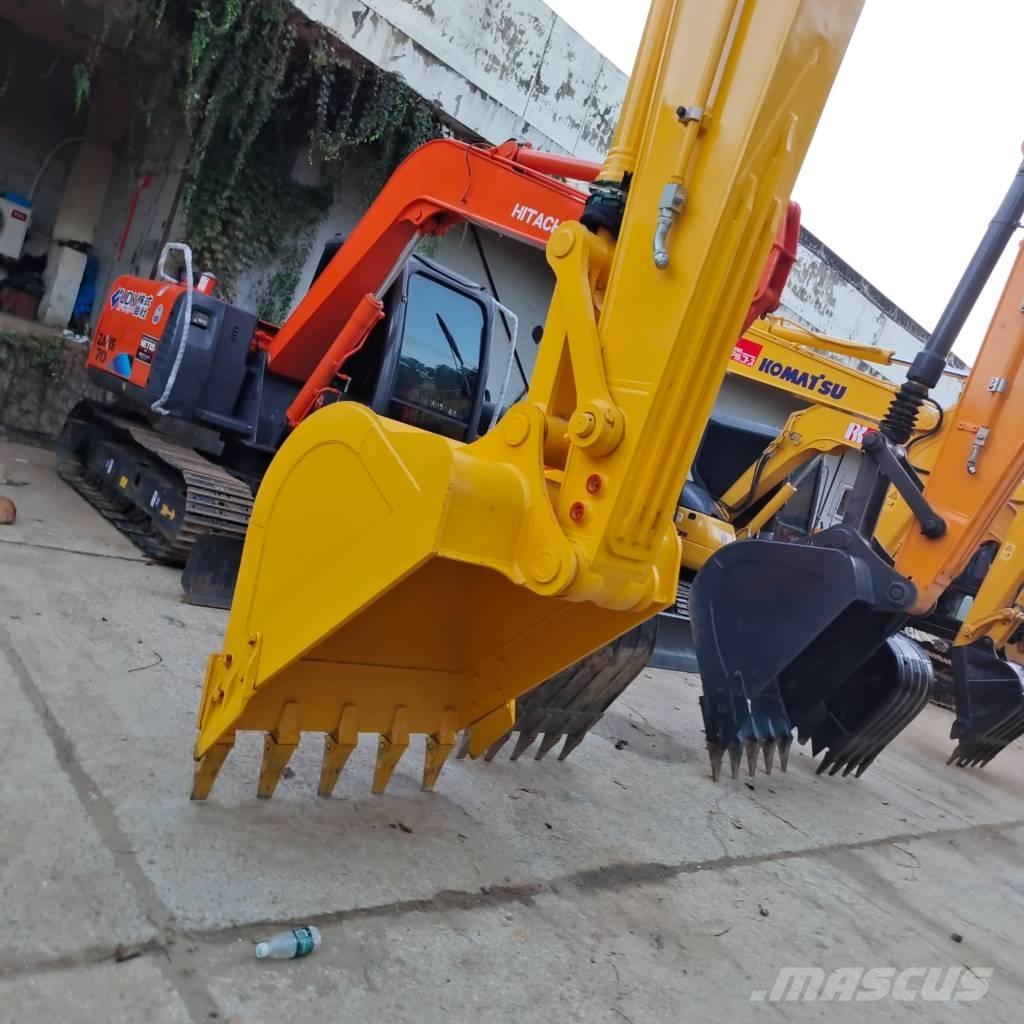 Komatsu PC 220 Bagri goseničarji