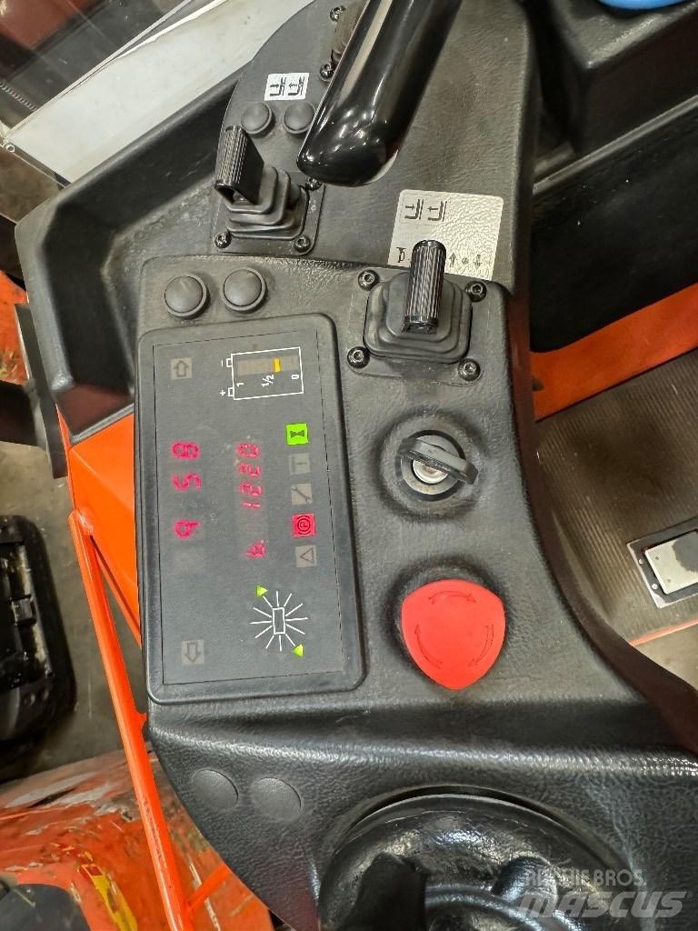 Toyota SSE135L Samopogonski ročni viličarji