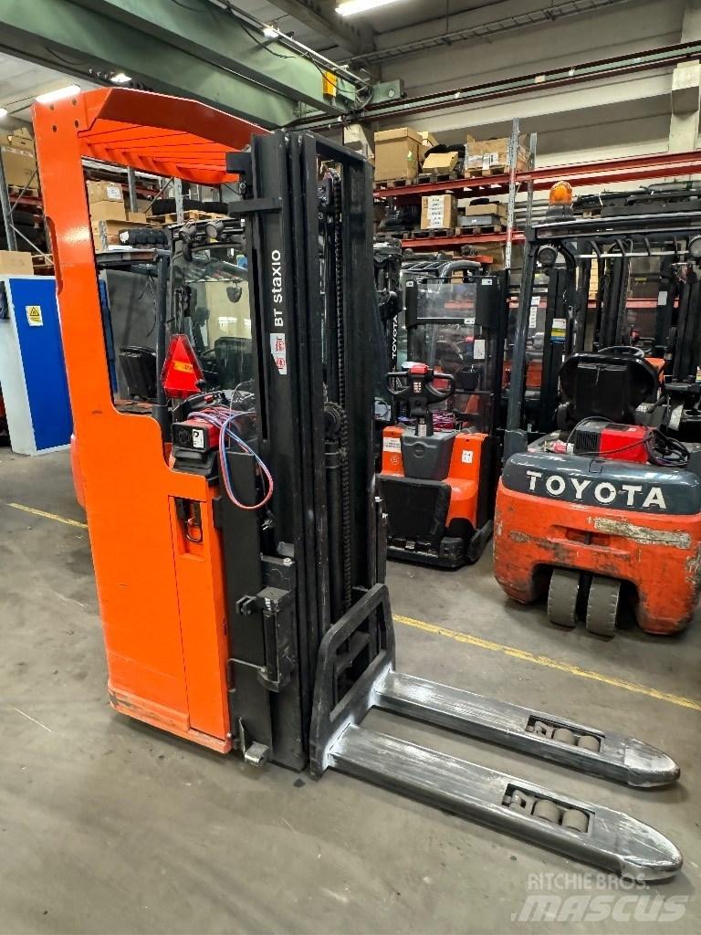 Toyota SSE135L Samopogonski ročni viličarji