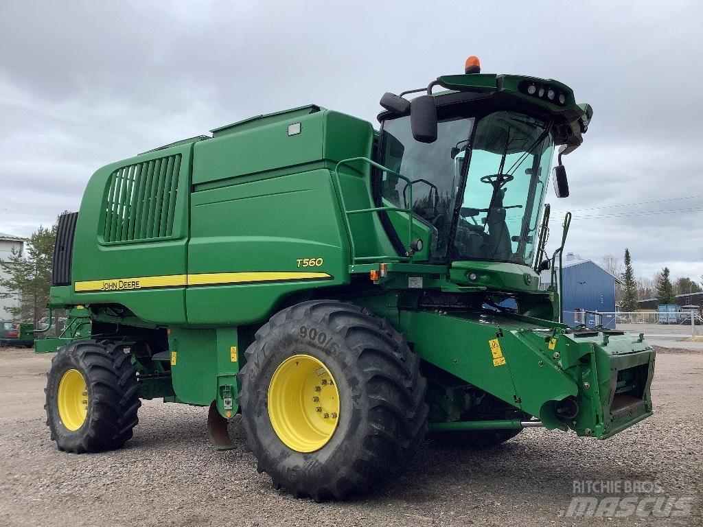 John Deere T560 Kombajni