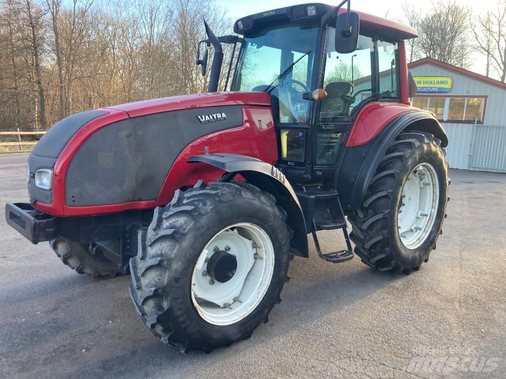 Valtra T 120 Traktorji