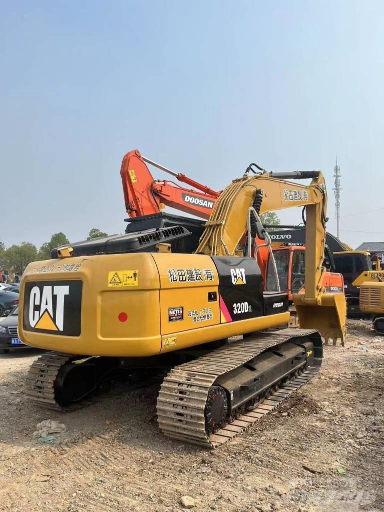CAT 320 D Bagri goseničarji