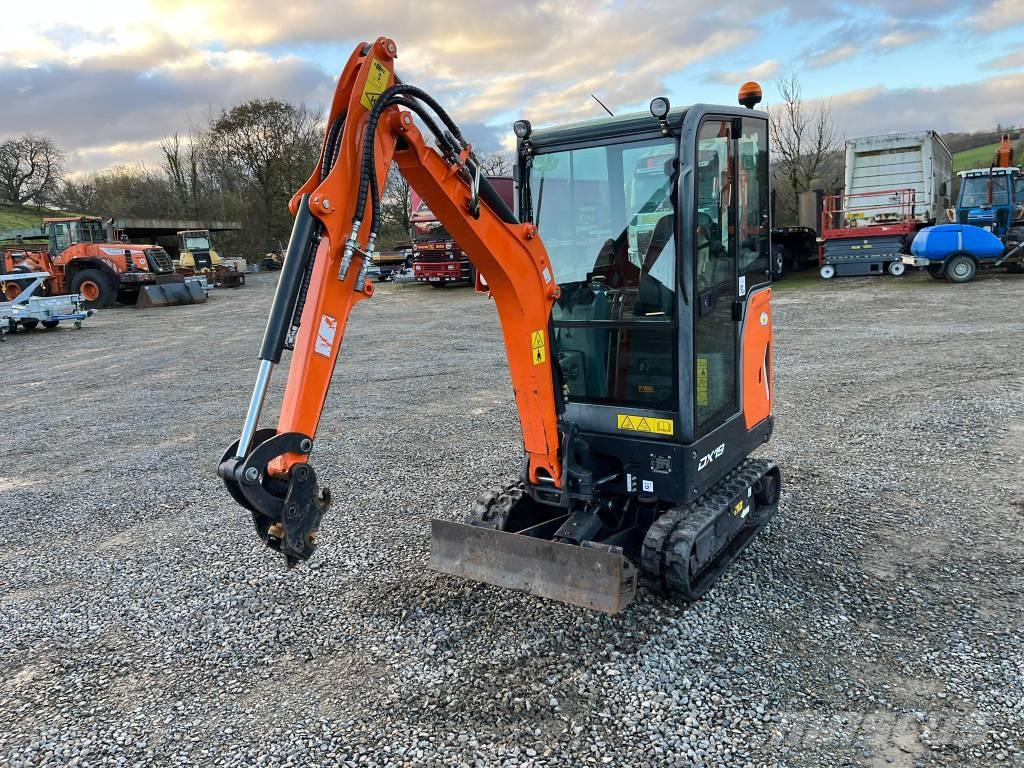 Doosan DX 19 Mini bagri <7t