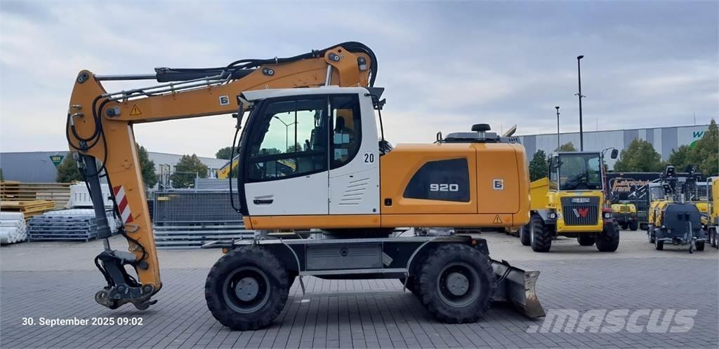 Liebherr A920 Bagri na kolesih