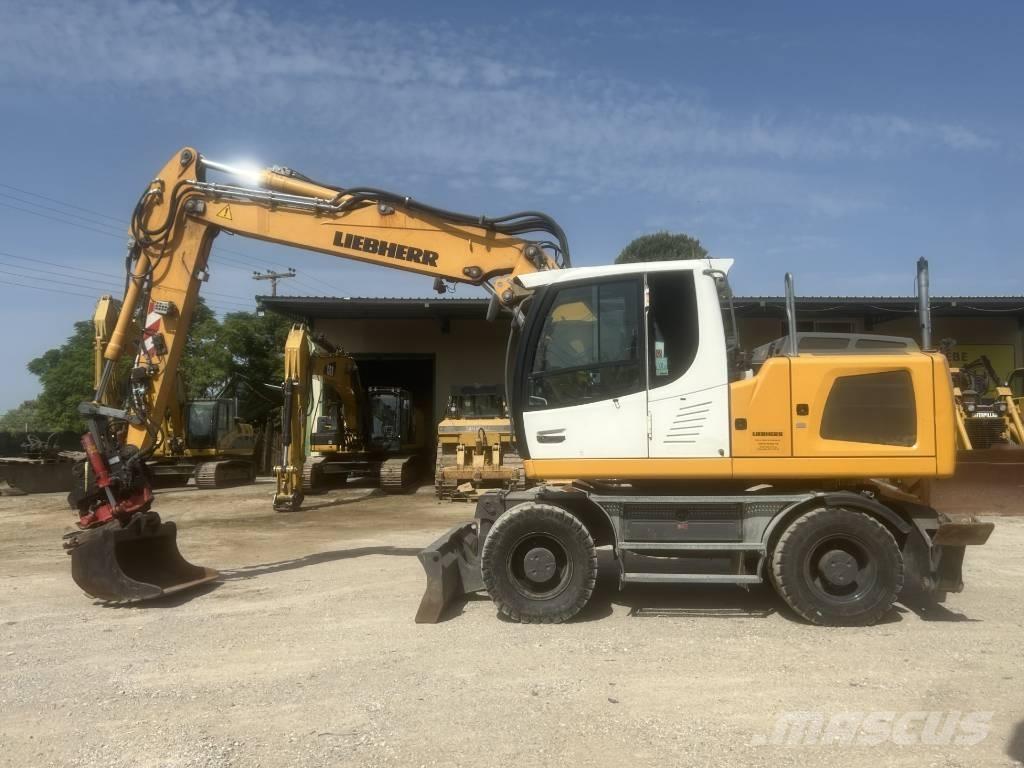 Liebherr 918 Bagri na kolesih