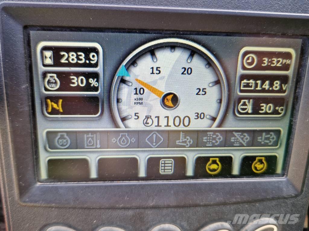 Ditch Witch SK 1050 Kmetijski teleskopski nakladalci