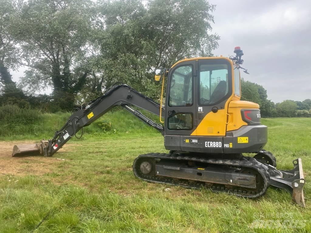 Volvo ECR 88 D Pro Midi bagri 7t – 12t
