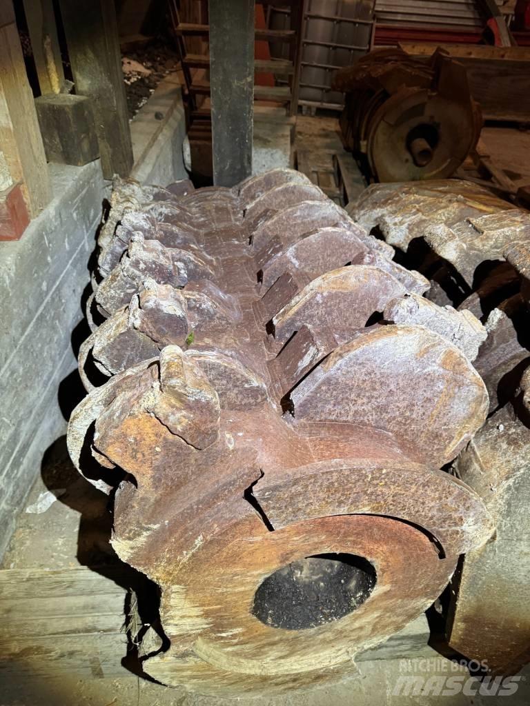 CBI 6400 forged drum Drobilci lesa