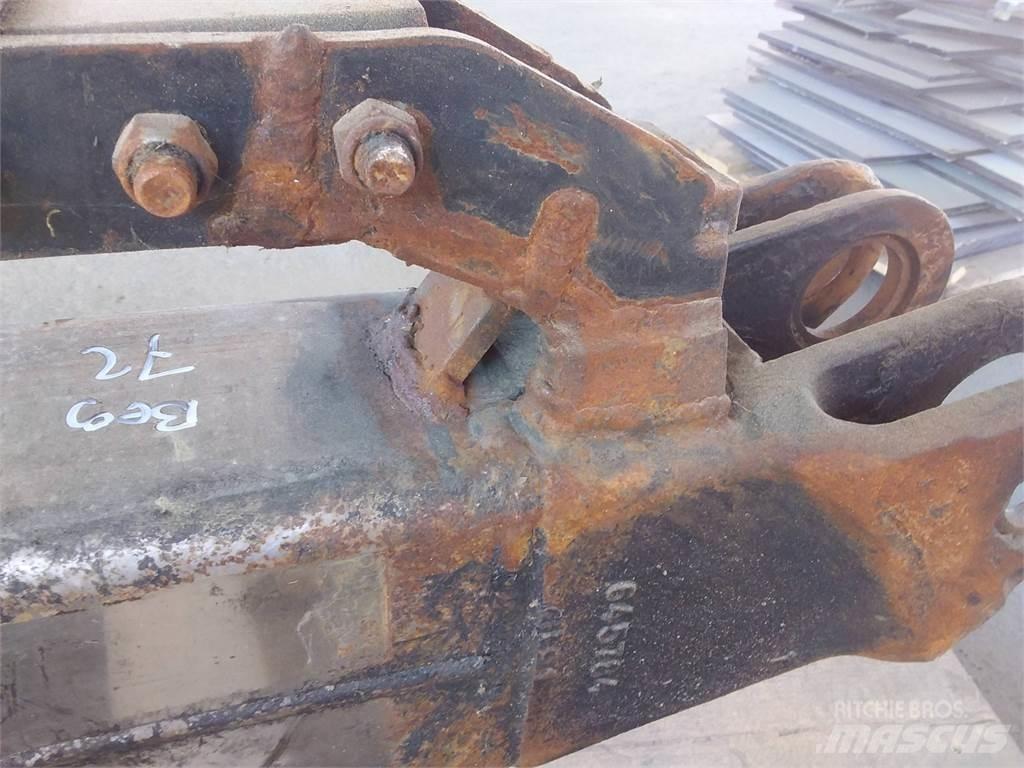 John Deere Ch7 Dvigala za gozdne kombajne