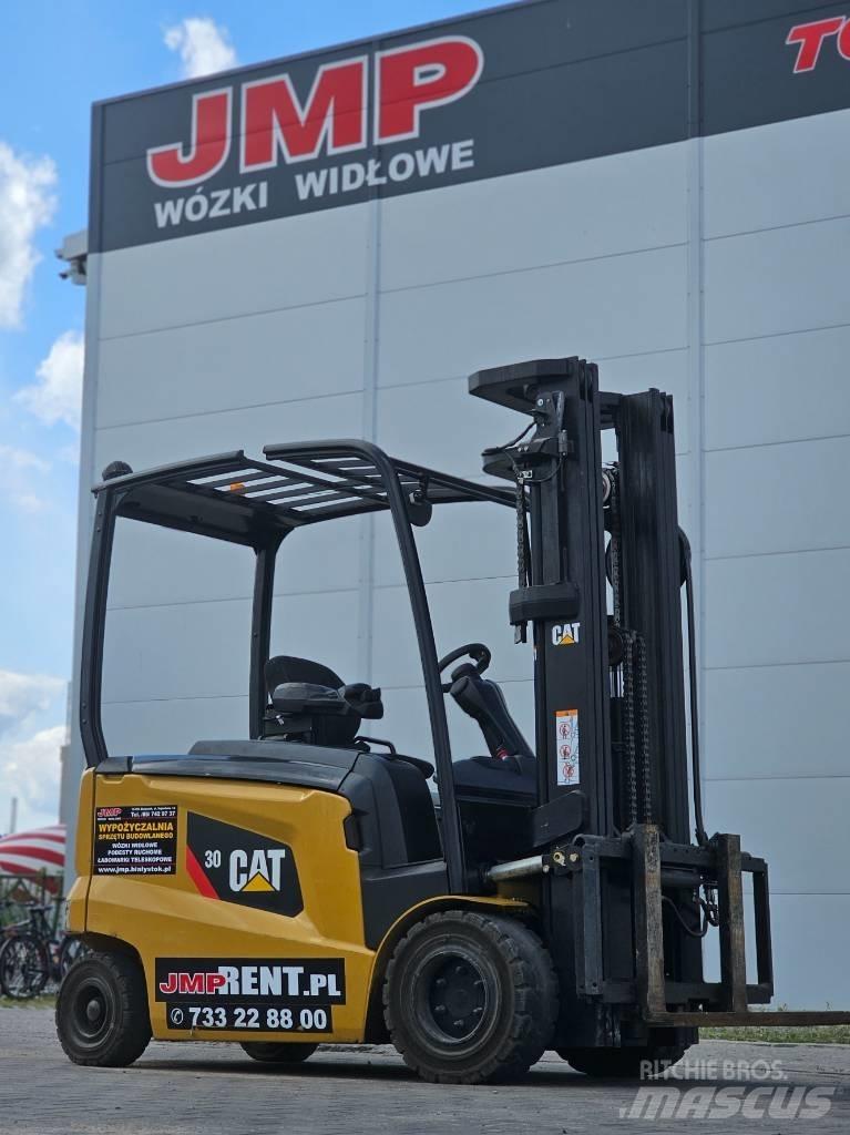 CAT EP 30 CN Električni viličarji