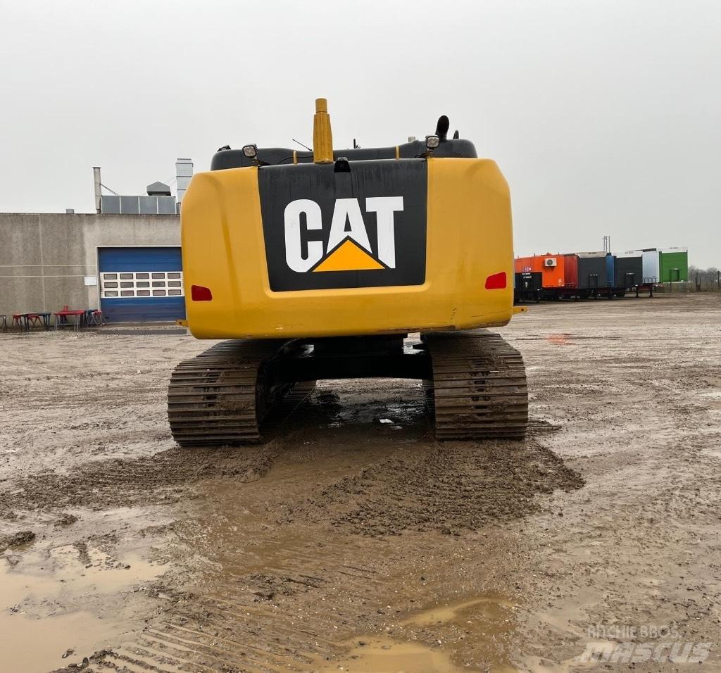 CAT 323 F L Bagri goseničarji