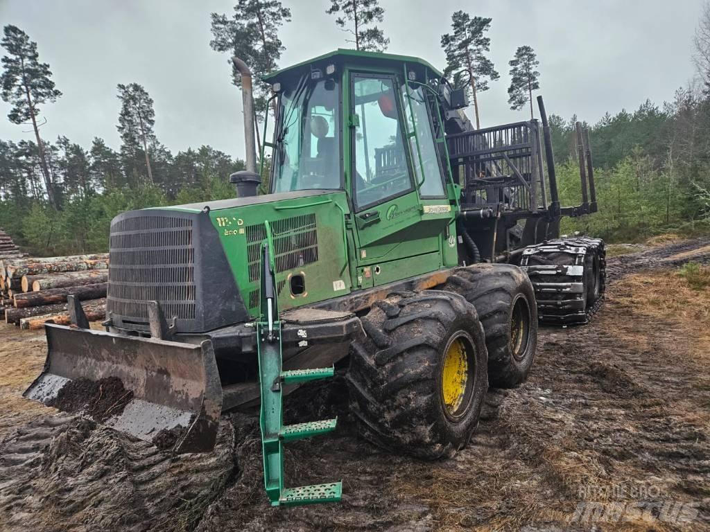 John Deere 1110 D Forwarderji