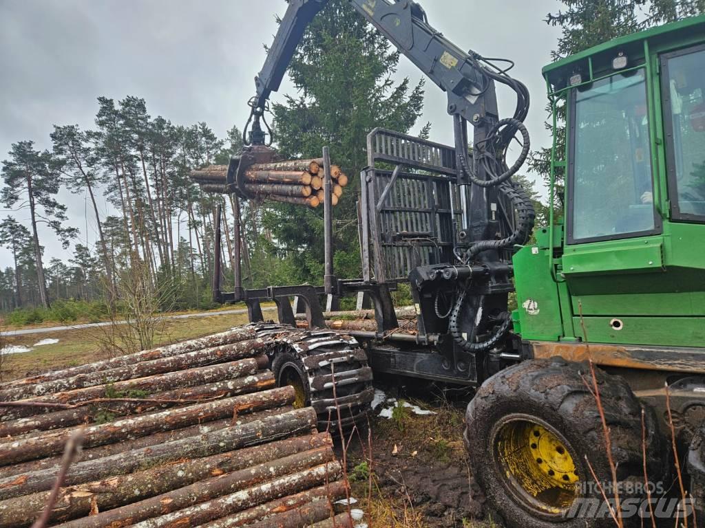 John Deere 1110 D Forwarderji