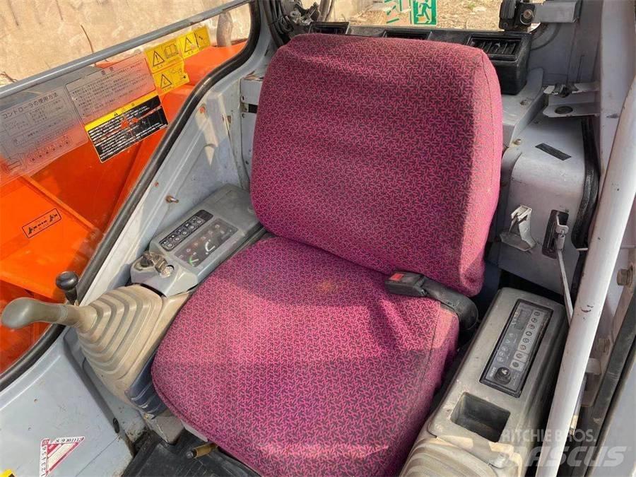 Hitachi EX75 Bagri goseničarji