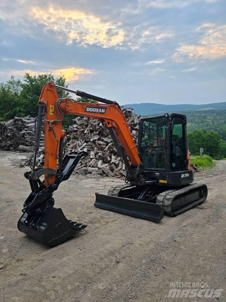 Doosan DX 50 Z Mini bagri <7t