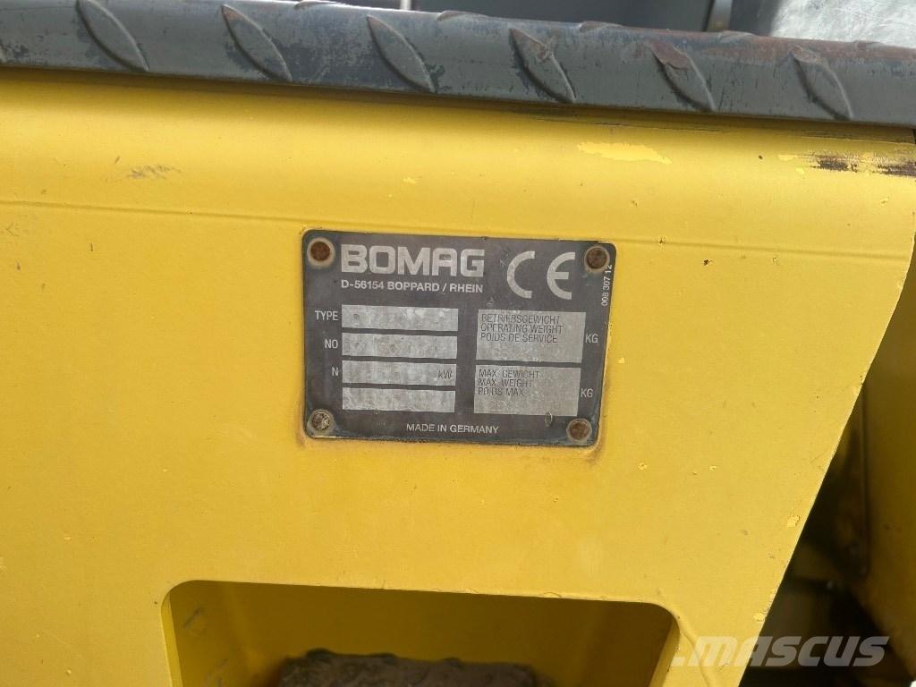 Bomag BW 120 AC-3 Dvojni valjarji