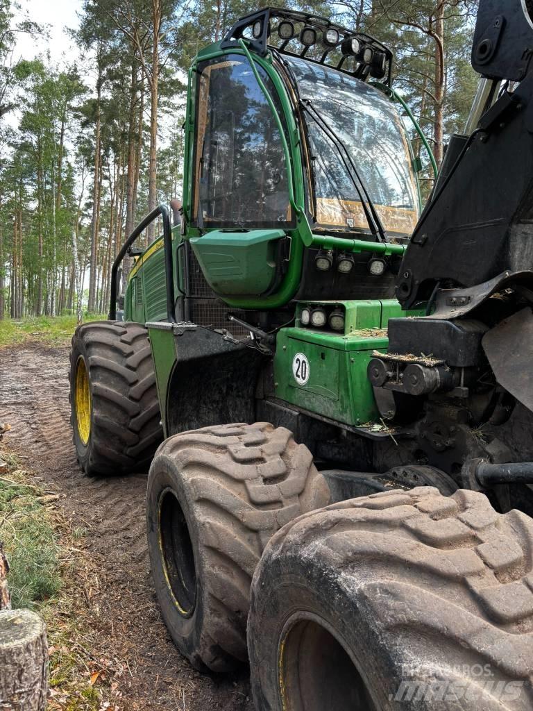 John Deere 1170 E Harvesterji