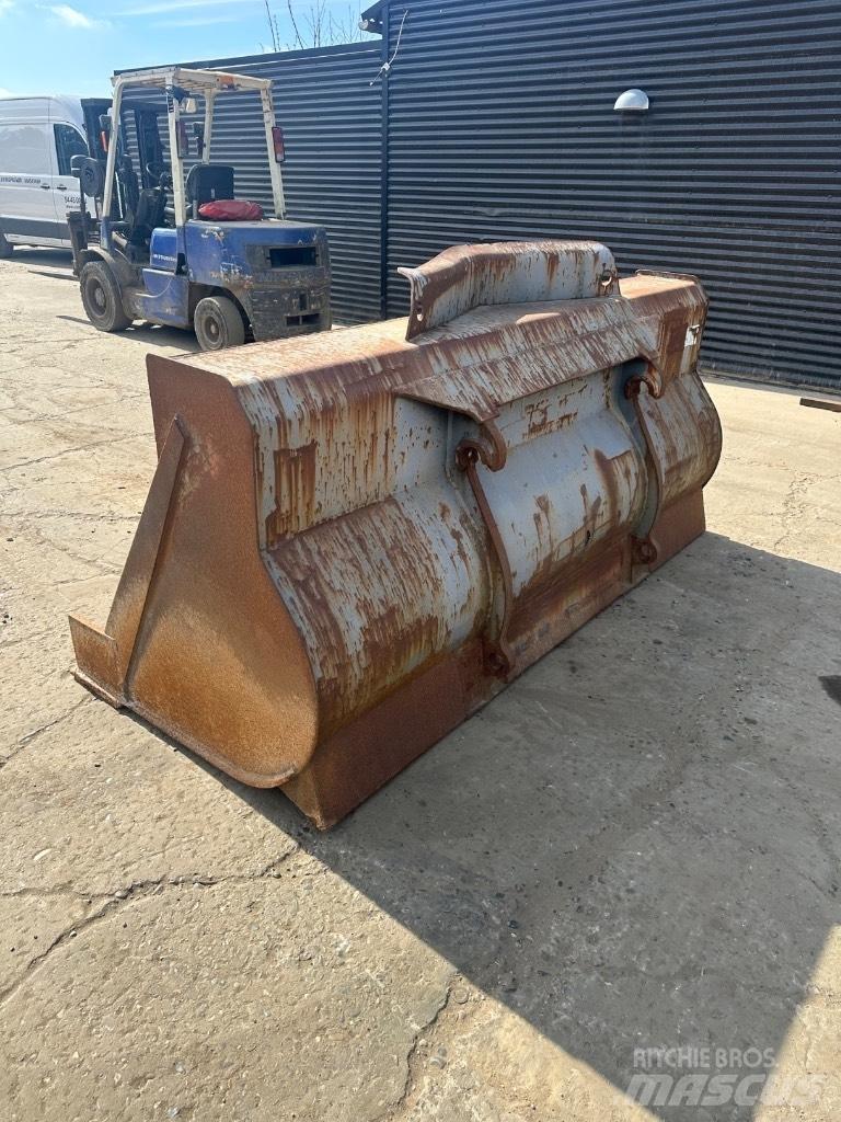 Volvo 2500mm Žlice