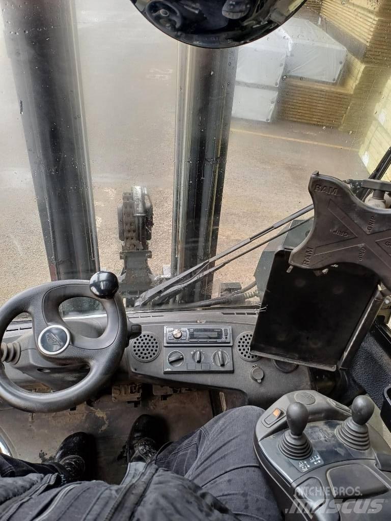 Linde H 40 D Dizelski viličarji