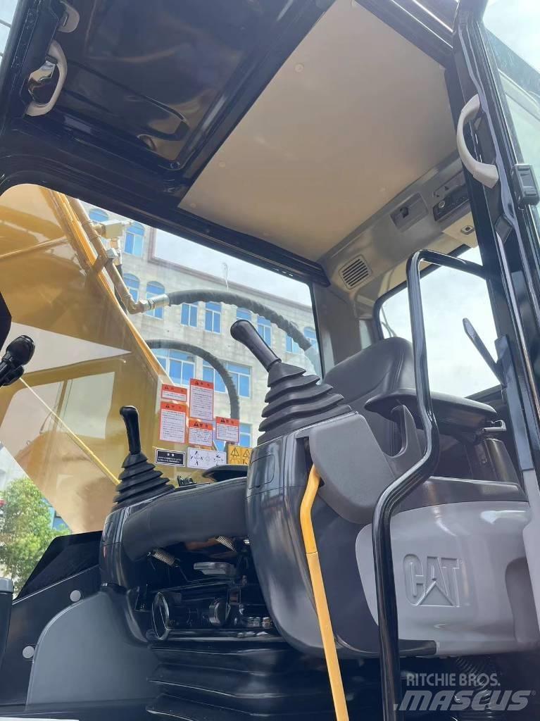 CAT 320D2 Bagri goseničarji