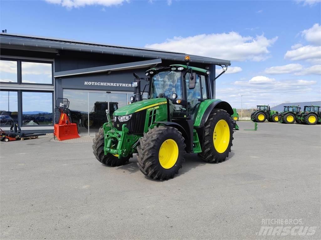 John Deere 6100M Traktorji
