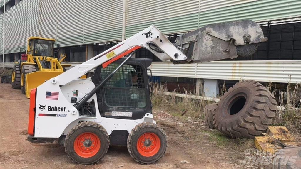 Bobcat S 550 Skid steer mini nakladalci