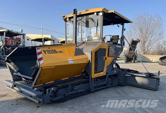 Volvo P 7820D Asfaltni finišerji