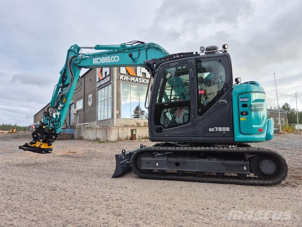 Kobelco SK75SR-7 Midi bagri 7t – 12t