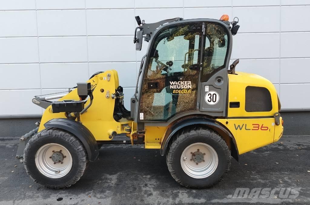 Wacker Neuson WL 36 Kolesni nakladalci