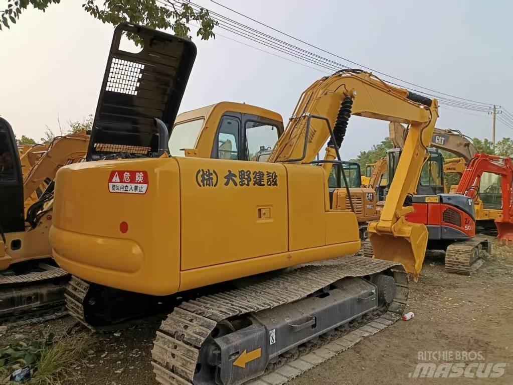 Komatsu PC120 Midi bagri 7t – 12t