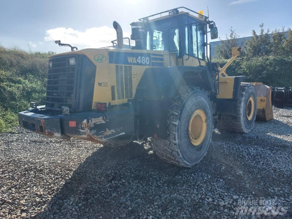 Komatsu WA480-6 Kolesni nakladalci