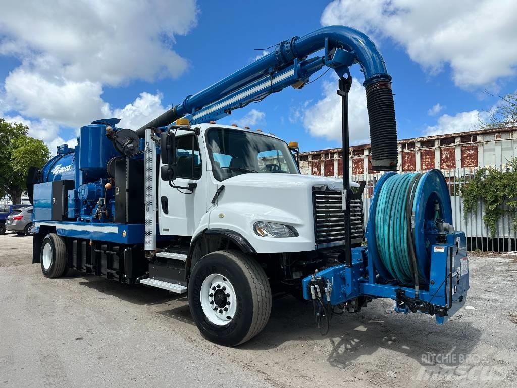 Freightliner M2 Vakuumski tovornjaki