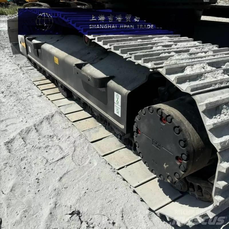 Komatsu PC 210 Bagri goseničarji