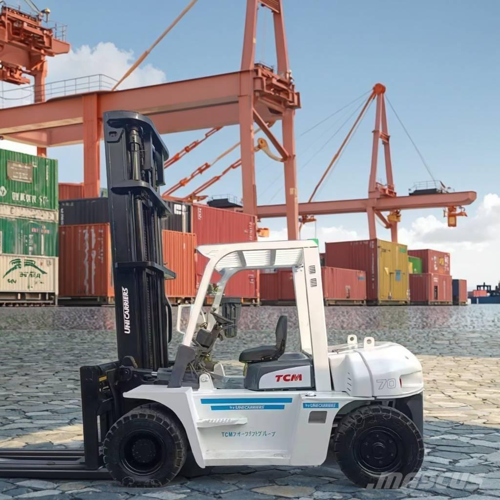 TCM FD 70 Z8 Tovornjaki zabojniki