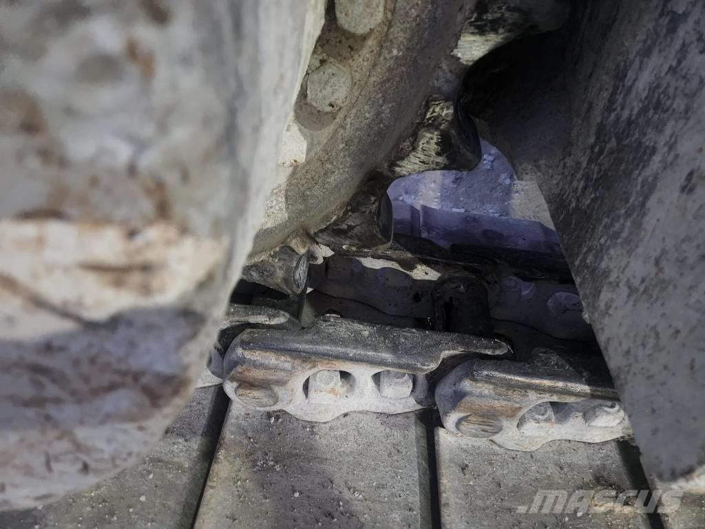 Hyundai HX300 Bagri goseničarji