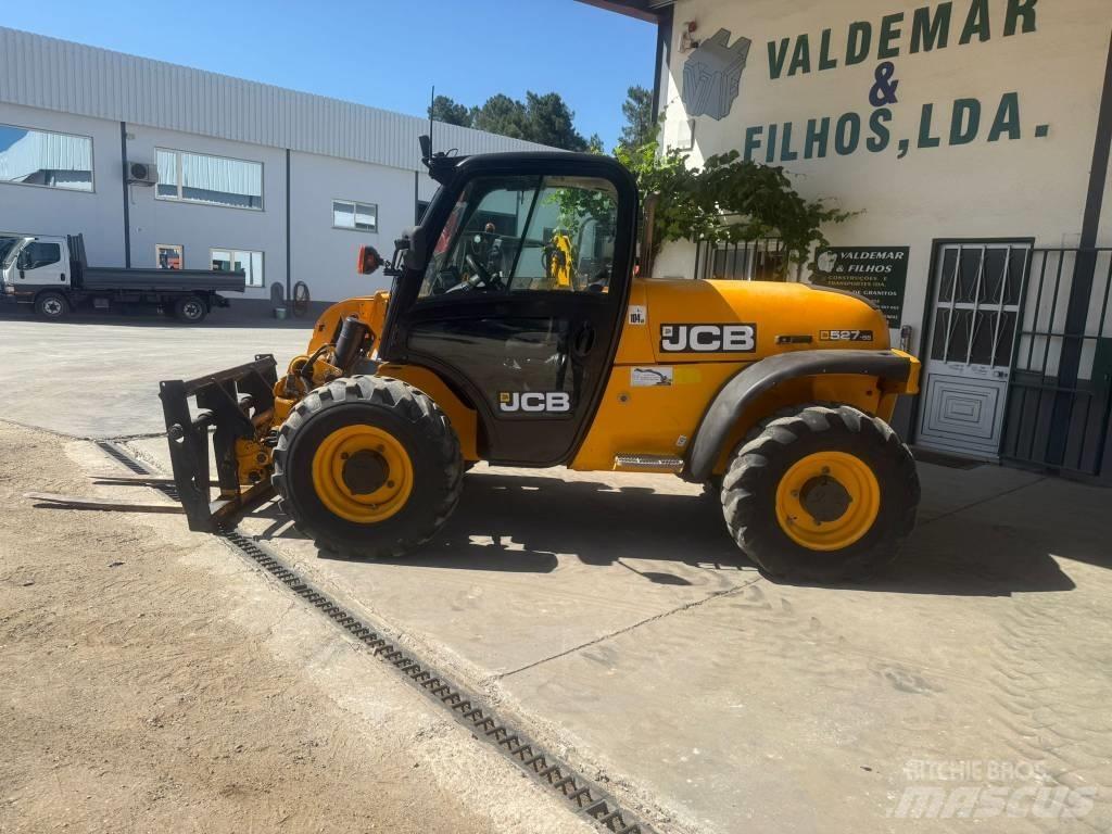 JCB 527-55 Kmetijski teleskopski nakladalci