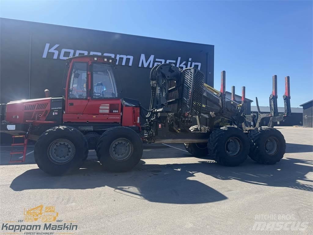 Komatsu 895 Forwarderji