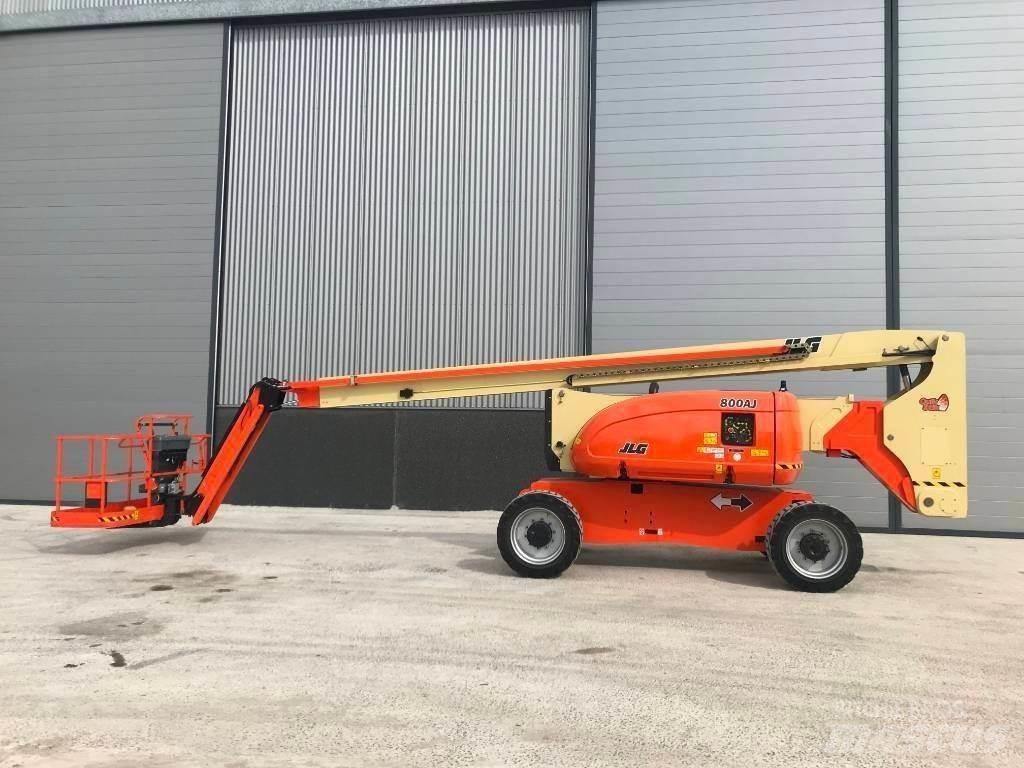 JLG 800 AJ Zglobne dvižne ploščadi