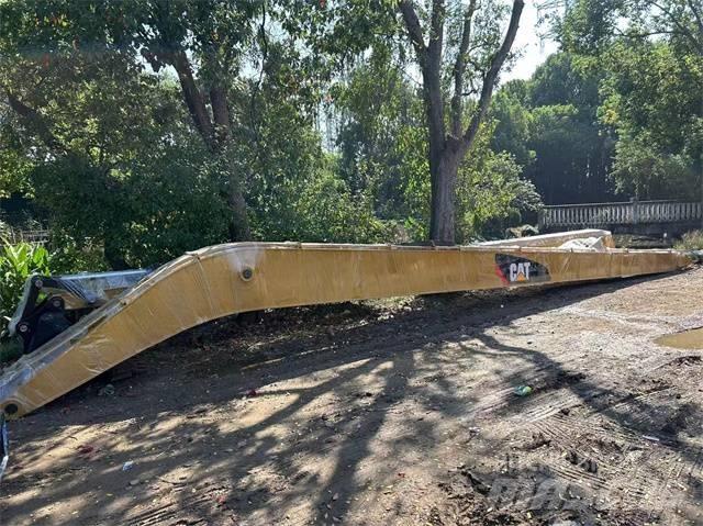 CAT 320 C Amfibijski bagri