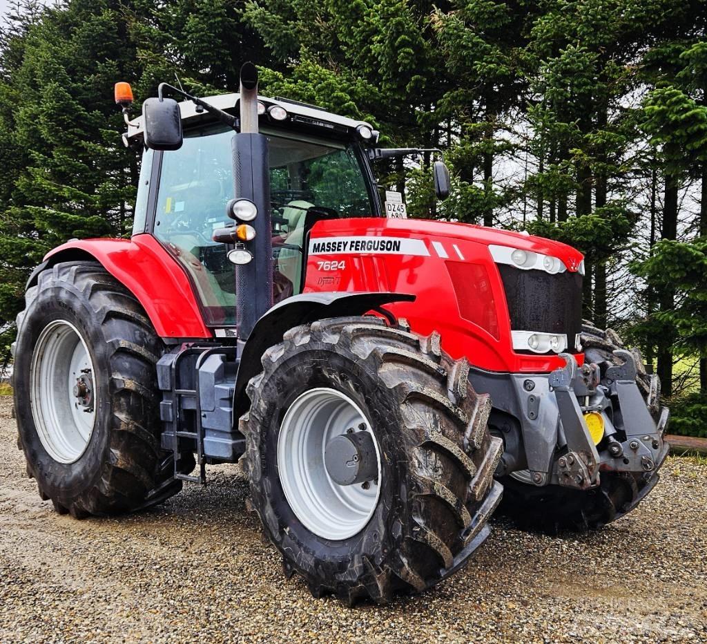 Massey Ferguson 7624 Traktorji