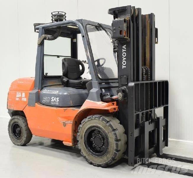 Toyota 7 FD 45 Dizelski viličarji