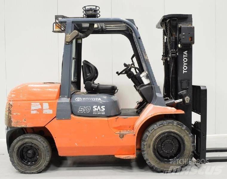 Toyota 7 FD 45 Dizelski viličarji