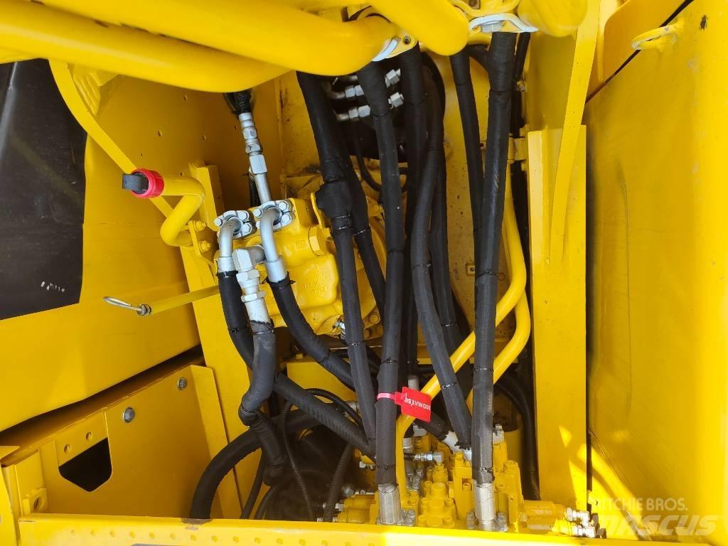 Komatsu PC 200 Bagri goseničarji