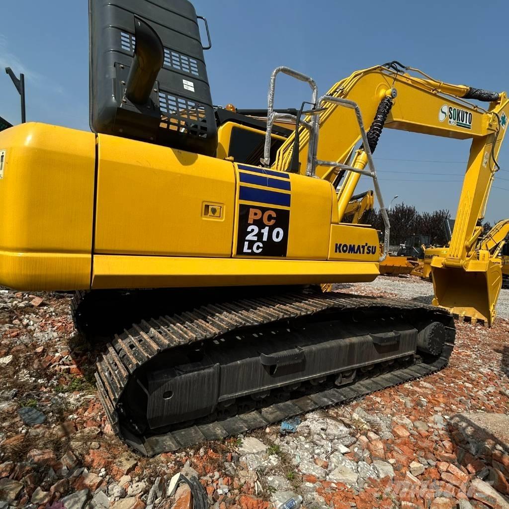 Komatsu 210-8 Bagri goseničarji