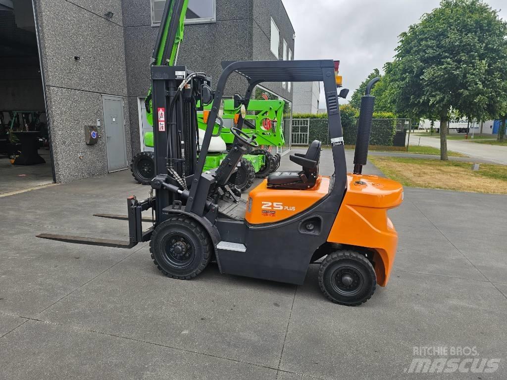 Doosan D 25 G Dizelski viličarji