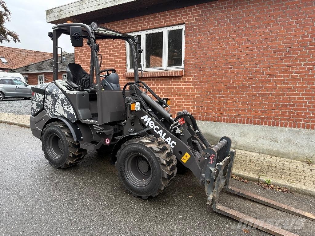 Mecalac MCL 6+ Mini nakladalci