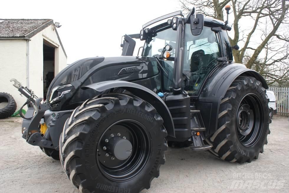 Valtra T 255 Versu Traktorji