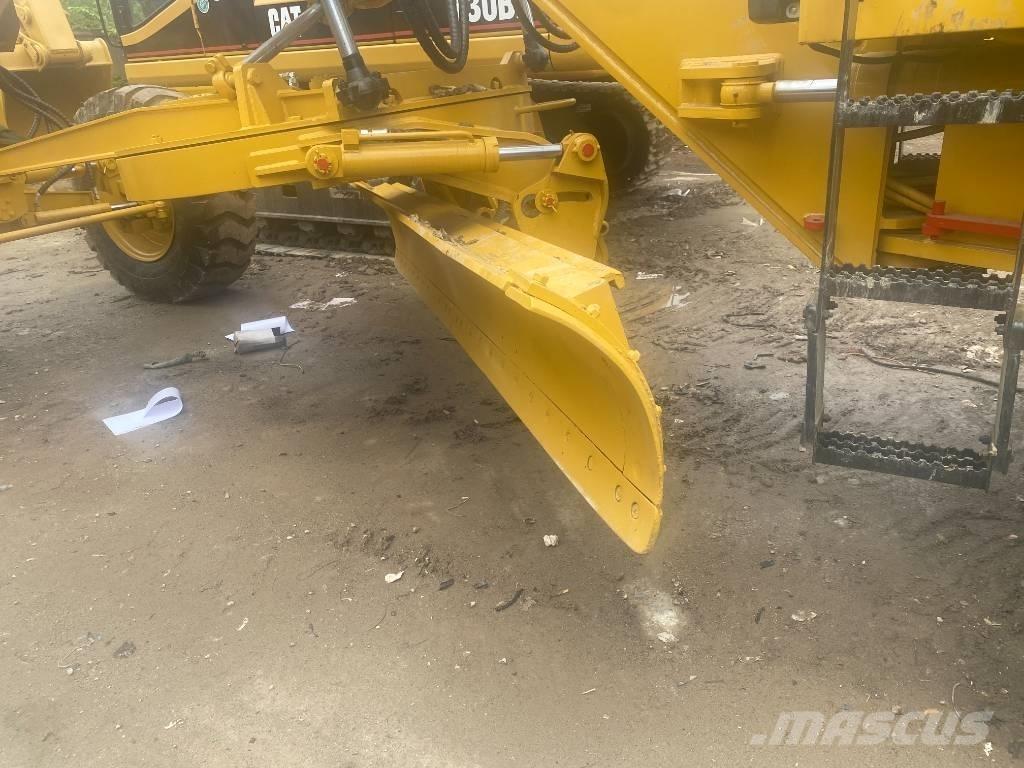 CAT 120 H Grederji